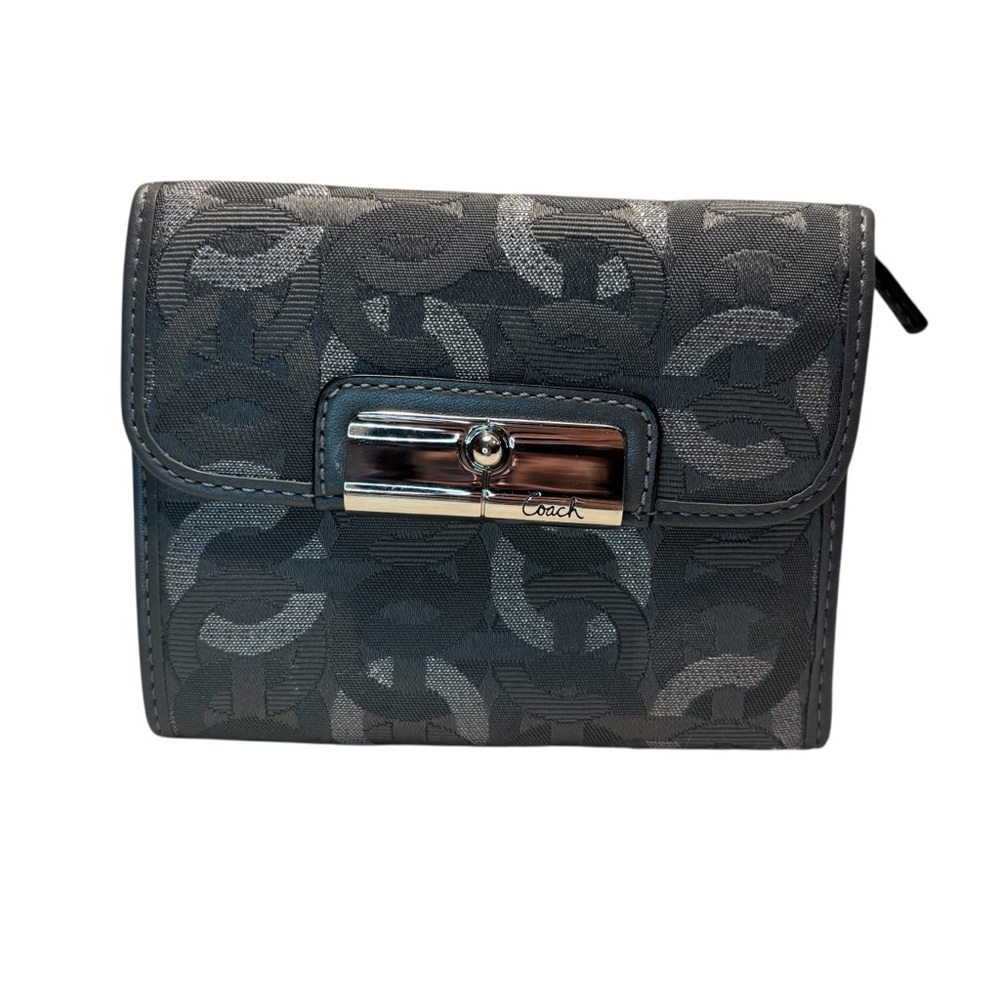 COACH Wallet Signature C Charcoal Gray Silver Metallic Trifold Patent Leather - Picture 2 of 16